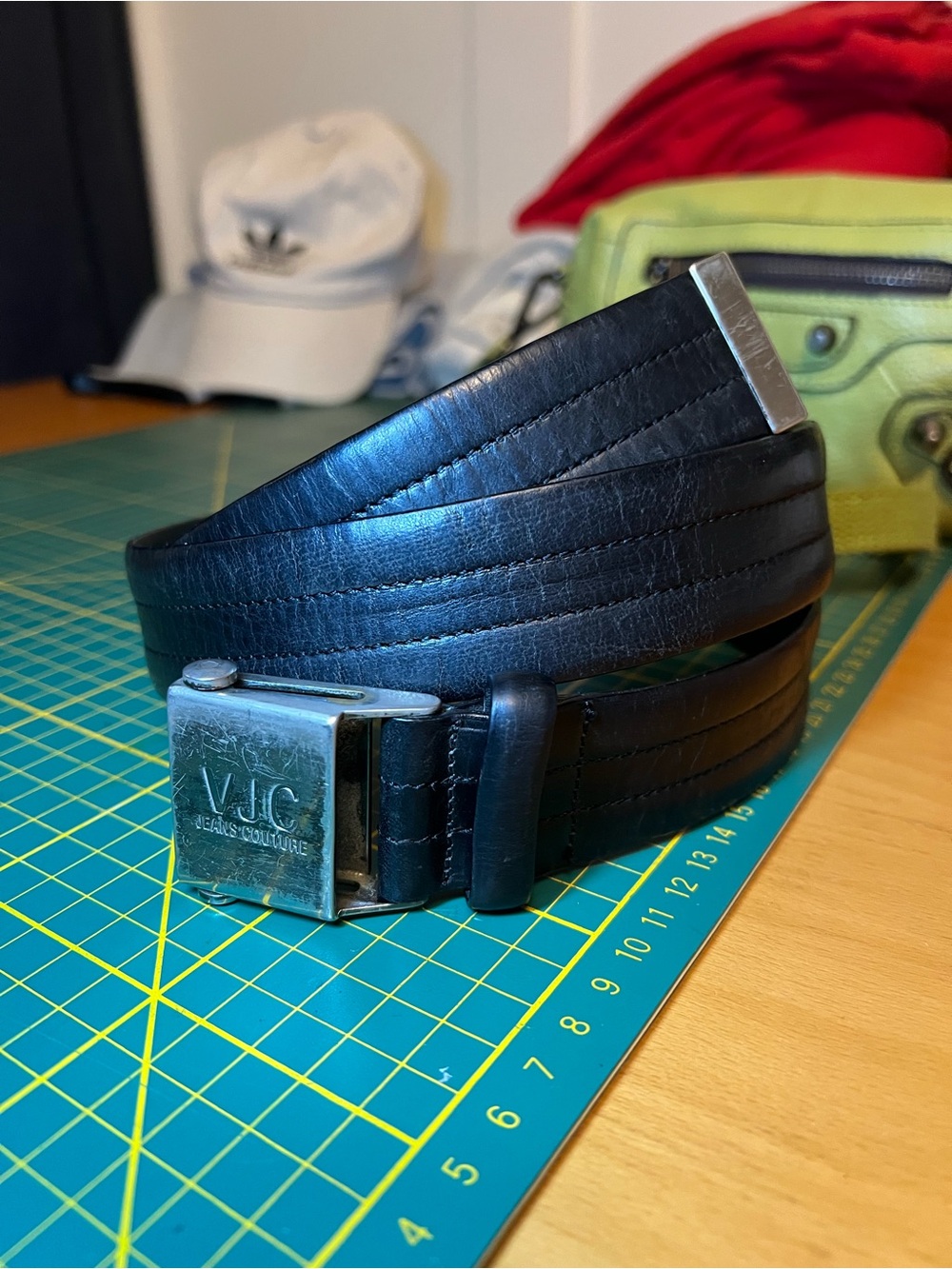 Vintage Versace Jeans Couture fully adjustable leather belt